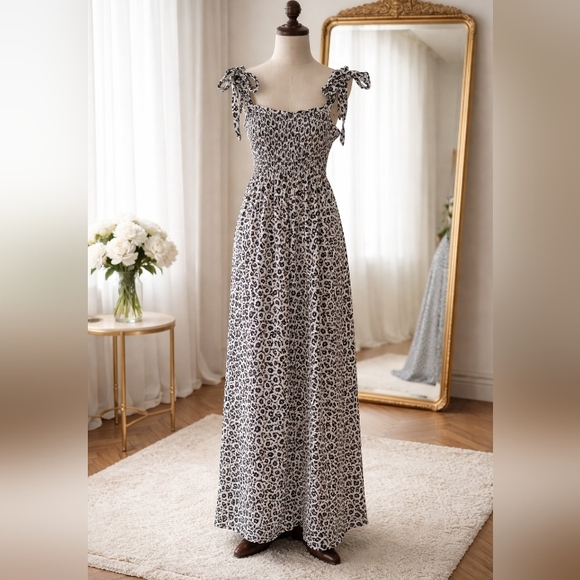 Diane Von Fristenburg Dresses & Skirts - Diane Von Fristenburg Summer Printed Maxi Dress Adjustable Straps Size Small